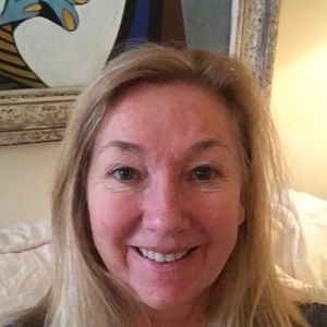 Meet your Posher, Leslie